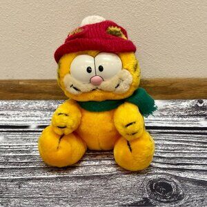 Vintage 1981 Dakin Garfield Winter Cat Plush